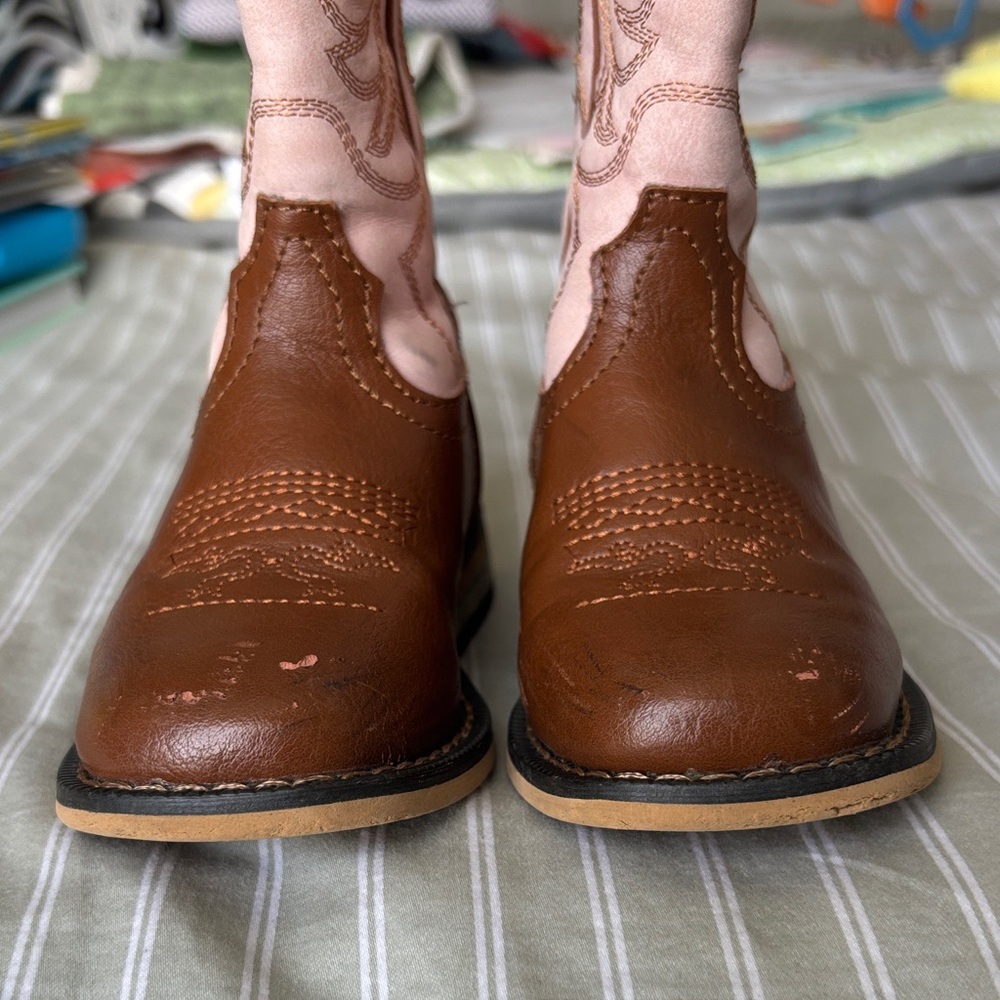 Rollda Pink and Brown Western Boots - Picture 6 of 9